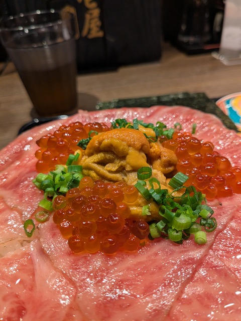 PXL_20251211_043607740