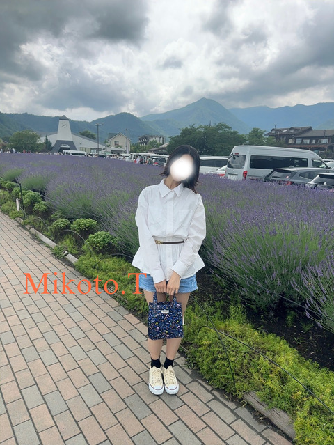 B4A61D09-8940-4419-982C-7472BA1D3266
